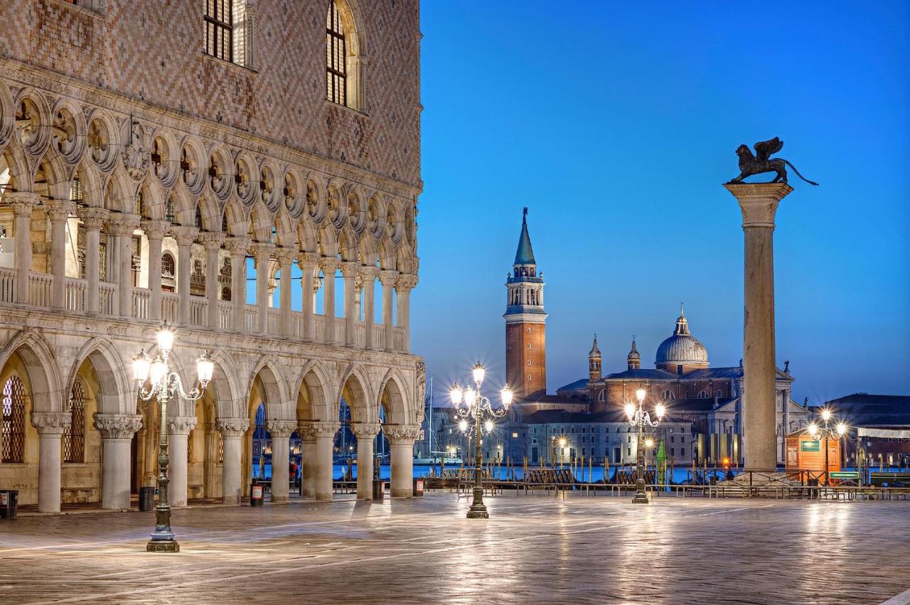 La Terrazza Di San Marco - Luxury Apartment Venesia Bagian luar foto